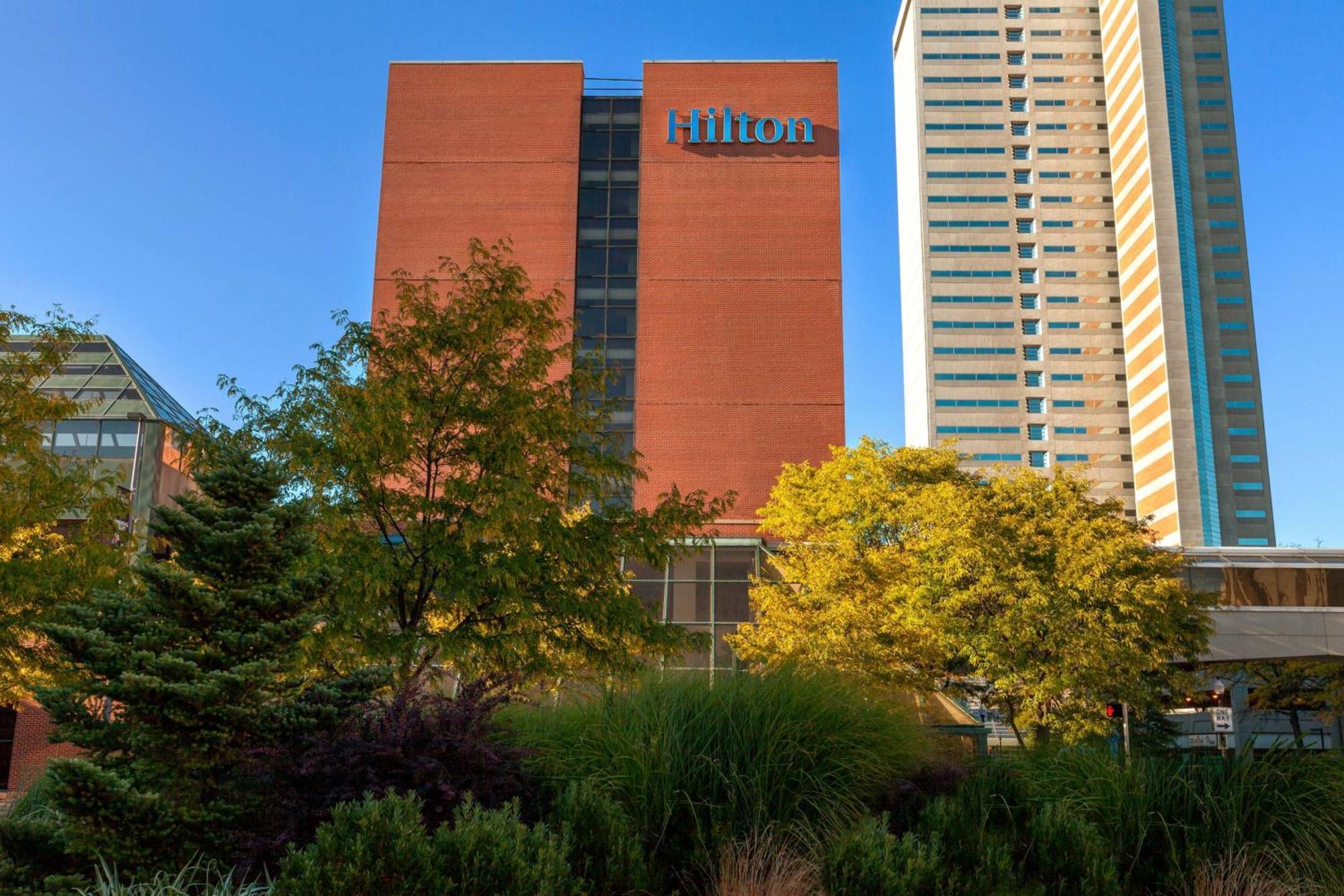 Hilton Fort Wayne At The Grand Wayne Convention Center (Adults Only) Bagian luar foto