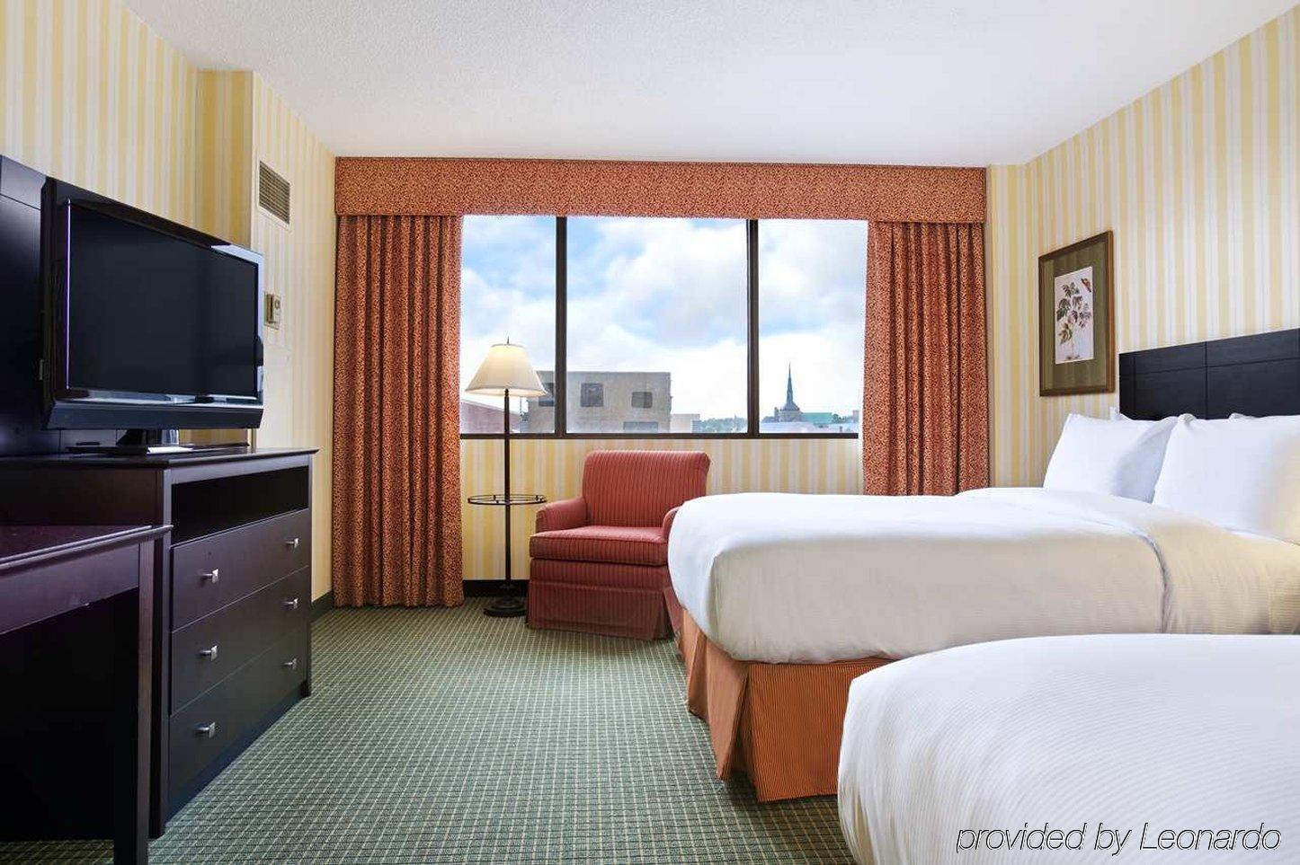 Hilton Fort Wayne At The Grand Wayne Convention Center (Adults Only) Ruang foto