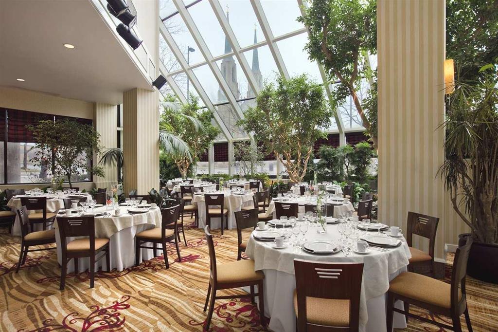 Hilton Fort Wayne At The Grand Wayne Convention Center (Adults Only) Restoran foto